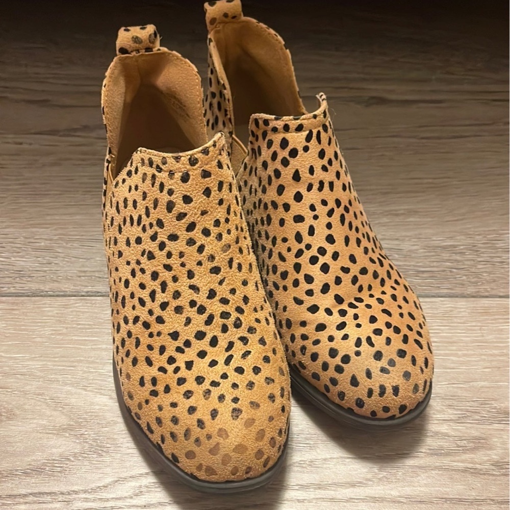 Little girl shoes